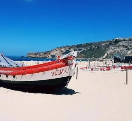 100 Meters From The Beach! Rua Da Regeneracao * Nazare