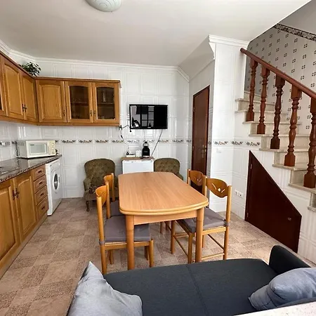 100 Meters From The Beach! Rua Da Regeneracao Lejlighed Nazaré